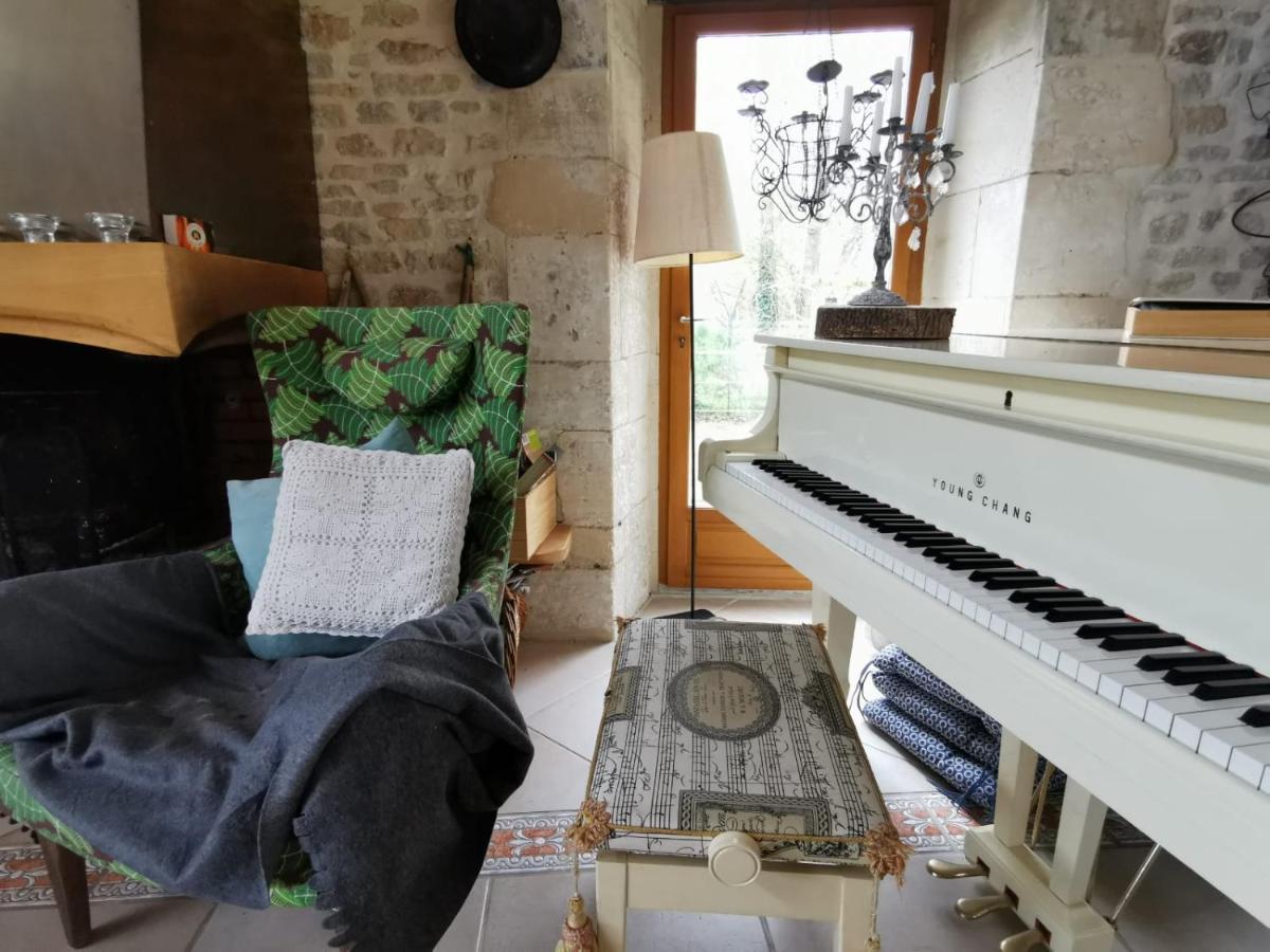 Les Chambres De Capucine Carcagny Kültér fotó